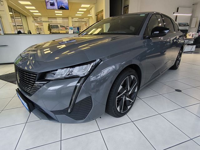 Details zum Fahrzeug: Peugeot 308 SW PureTech 130 Allure, SHZ, Navi, Kamera